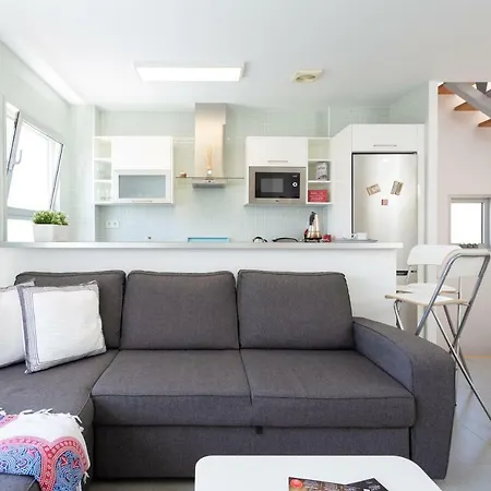 Luxury Beachfront Penthouse Appartamento *