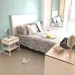 شقة Luxury Beachfront Penthouse *