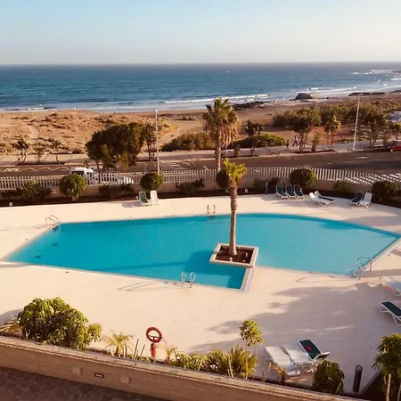 Luxury Beachfront Penthouse Apartamento *